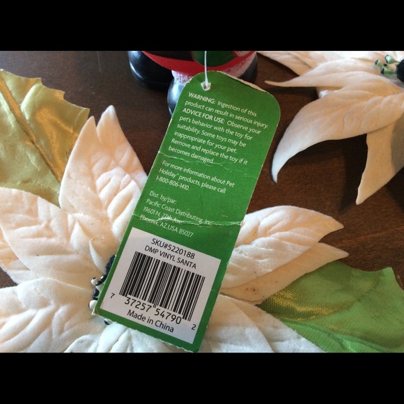 H🌲P🌲 12/6 NWT Pet Holiday Santa Squeaky Toy - Picture 3 of 3